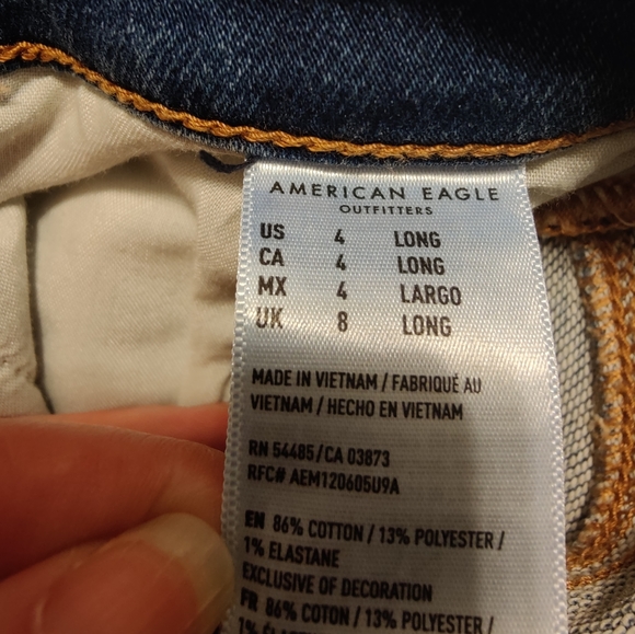 American Eagle Outfitters slightly distressed jegging size 4long - Picture 9 of 13